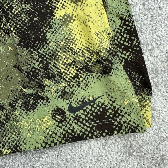 Nike Dri-Fit Training Shorts Mens Size Medium Green Black Camo FZ0740-386 - Picture 4 of 12